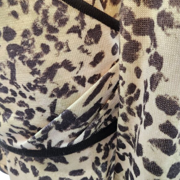 St. John Collection Surplice Style Cashmere Blend Leopard Print Knit Top Large - Picture 8 of 13